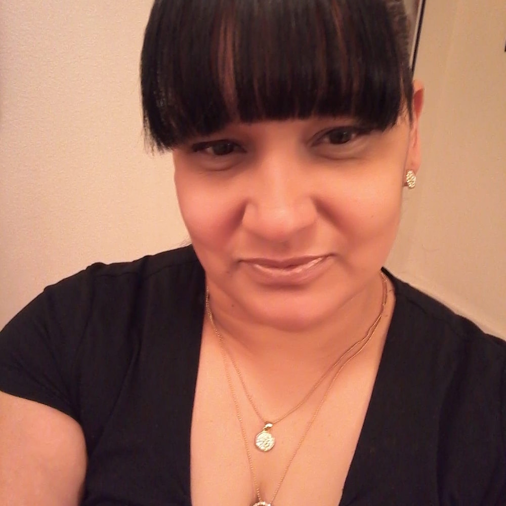 Meet your Posher, Yolanda